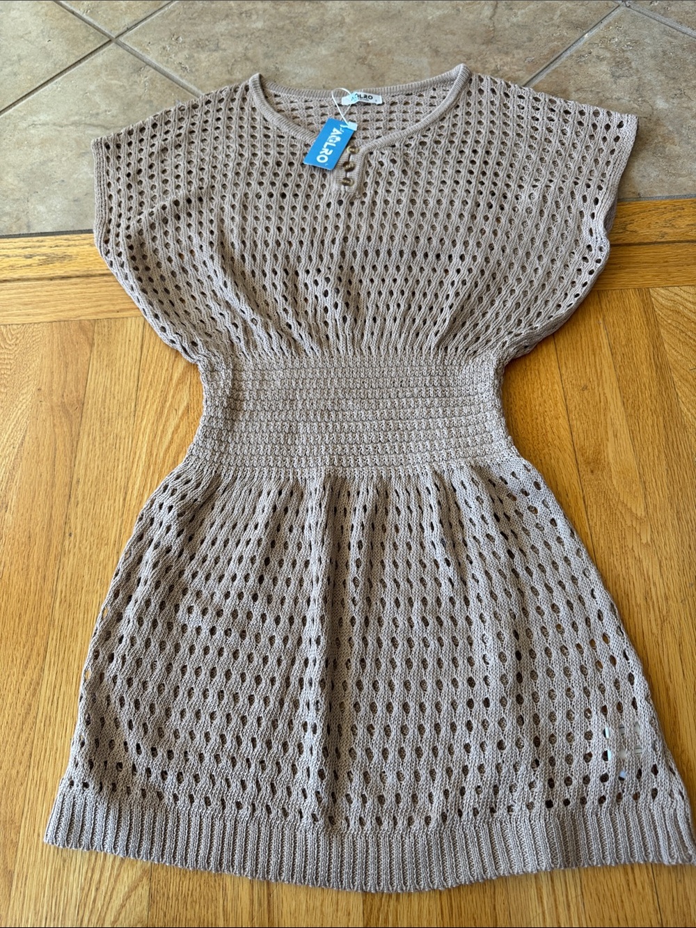 Women’s swimsuit coverup